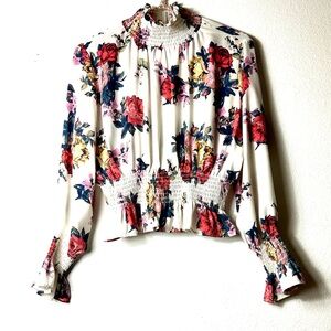 Beautiful Shinestar Floral Printed Blouse. Smocked Neck, Waist and Wrists.  Med
